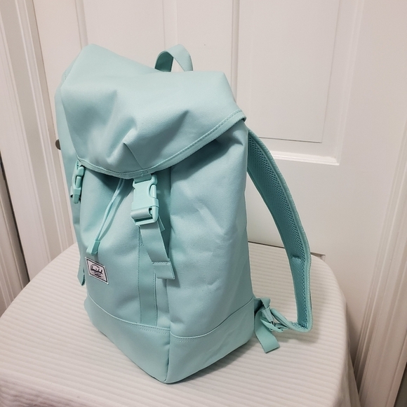 NWT Herschel Supply Co. IONA Backpack Blue Tint in Color, Versatile Great bag - Picture 2 of 9